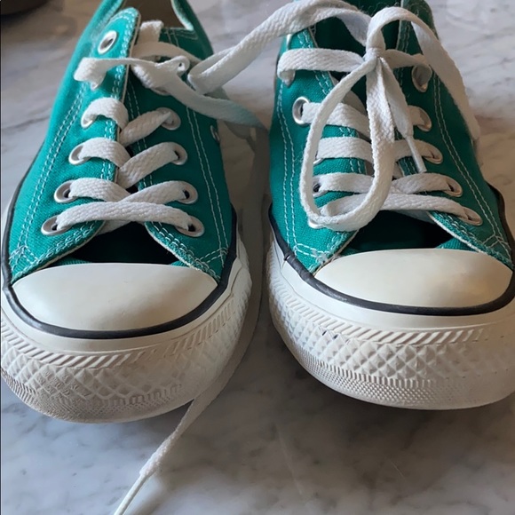 Converse Green - Picture 2 of 5